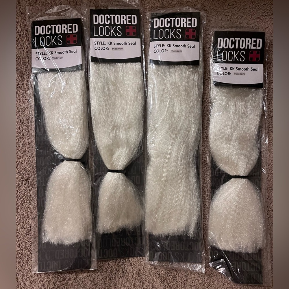 Doctored Locks Platinum Hair Extensions. 4 packs.